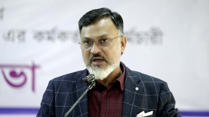 মিরপুরে ডিএনসিসির গাড়িতে হামলা-অগ্নিসংযোগ: প্রশাসক বললেন—উচ্ছেদ চলবে