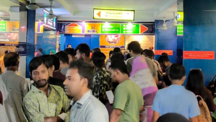 আদ-দ্বীন হাসপাতালে ৬ নবজাতকের মৃত্যু: ভেন্টিলেশনহীন ‘দমবন্ধ’ পরিবেশ নিয়ে ক্ষোভ