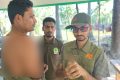 বন কর্মকর্তাকে কুপিয়ে হরিণশিকারিকে ছিনিয়ে নিয়ে গেলেন সহযোগীরা