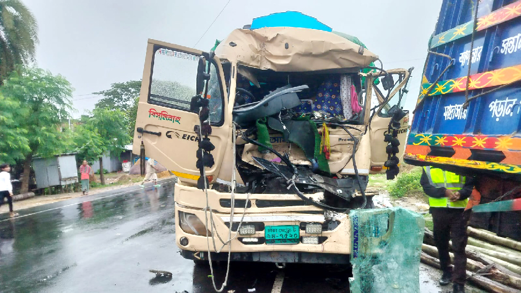 bogra_accident