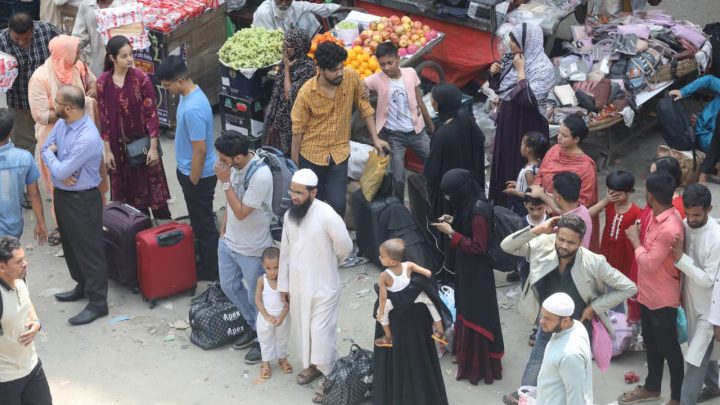 ঈদযাত্রায় ২৬ রুটে ৫ কোটি ৬২ লাখ টাকা বাড়তি আদায়: যাত্রী কল্যাণ সমিতি