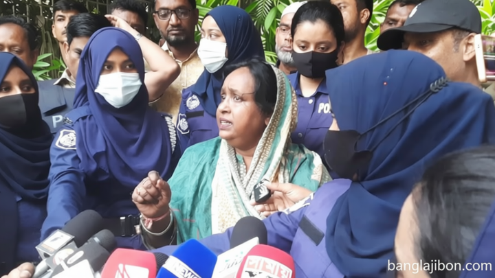 সেলিনা হায়াত আইভী কারামুক্ত
