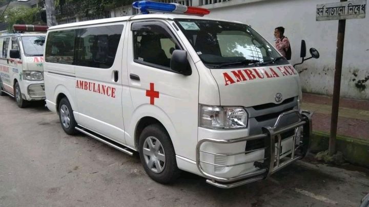 রমেক হাসপাতাল: রোগীর অসহায়ত্বের সুযোগে অ্যাম্বুলেন্স ভাড়া-বাণিজ্য