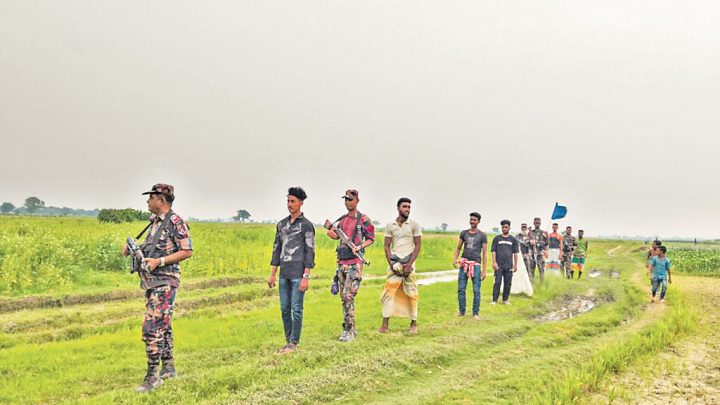 বাংলাদেশ-ভারত: পুশ ইনে সীমান্তে উত্তেজনা