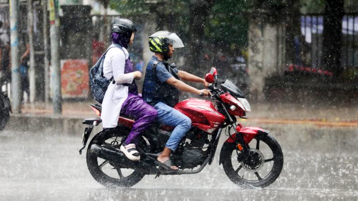 আজ ঢাকাসহ ৮ বিভাগেই হতে পারে বৃষ্টি