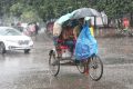 সকালে কালো মেঘ, ঢাকাসহ ১৫ অঞ্চলে বৃষ্টির আভাস