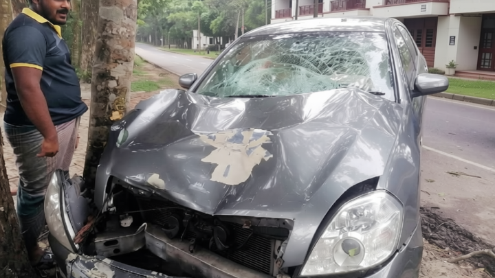 ফকিরহাটে প্রাইভেট কারের ধাক্কায় পথচারী নিহত