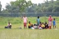 দুই সীমান্ত থেকে ২১ জনকে ফেরত নিল বিএসএফ