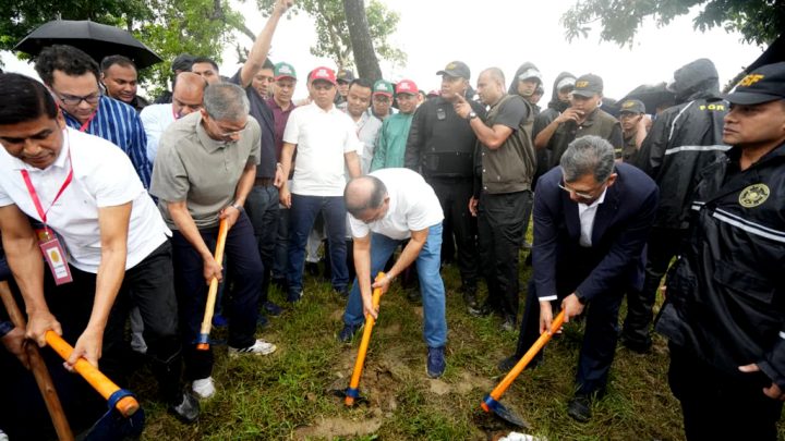 বাবার স্মৃতিবিজড়িত পাতলী খাল পুনঃখনন কাজের উদ্বোধন প্রধানমন্ত্রীর