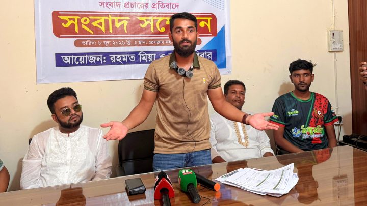স্ত্রীকে নির্যাতনের অভিযোগ অস্বীকার জাতীয় দলের ফুটবলার রহমত মিয়ার, সংবাদ সম্মেলন