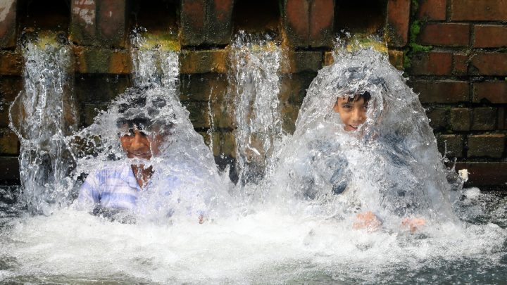 ৪১ জেলায় তাপপ্রবাহ, বৃষ্টি কবে