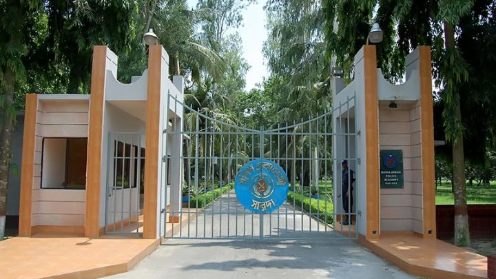 বাংলাদেশ পুলিশ একাডেমি: পুরোনো মালপত্র বিক্রি, পুকুর লিজে লুকোচুরি