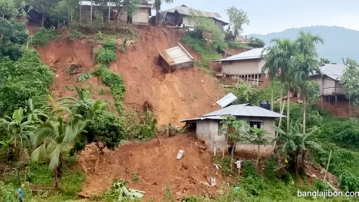পাহাড়ধসে প্রতিবছর গড়ে ২৫ জনের মৃত্যু