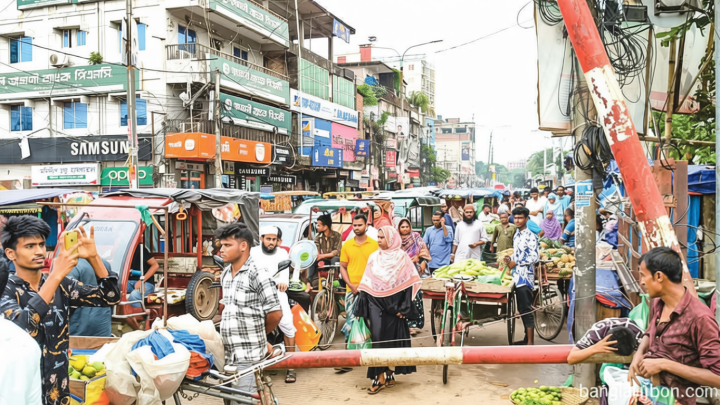 লেভেল ক্রসিংয়ে ভুগছে নগরবাসী