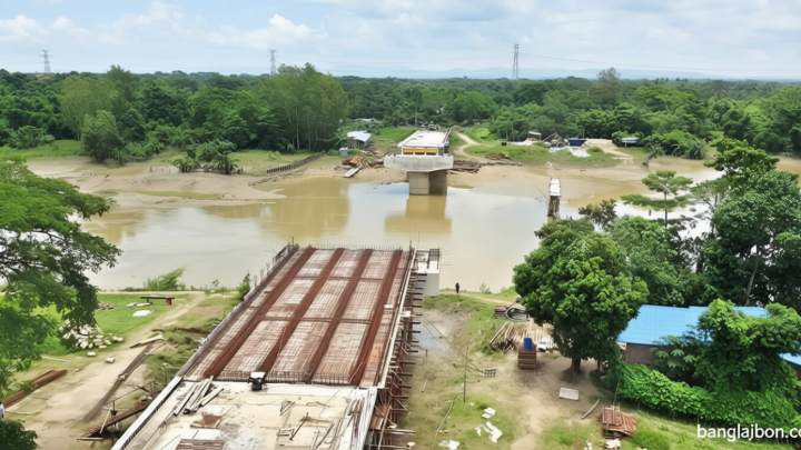 সেতুর অর্ধেক কাজেই মেয়াদ শেষ, দুর্ভোগ