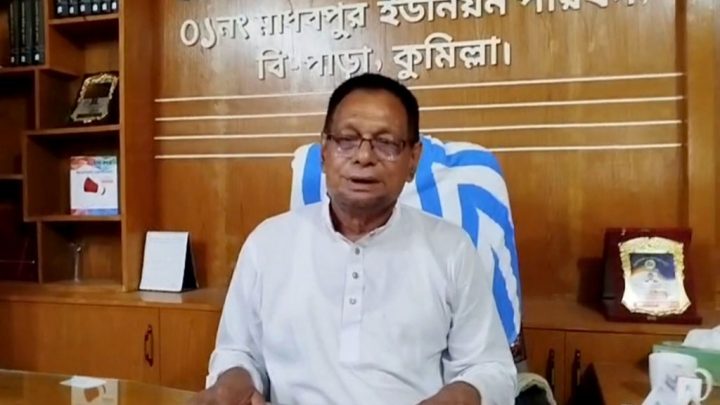 সালিসে নারীকে জুতাপেটা: ক্ষমা চাইলেন ইউপি চেয়ারম্যান