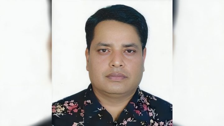 আ.লীগ নেতার গ্রেপ্তারের নিন্দা, প্রধান শিক্ষকের ফেসবুক পোস্ট ঘিরে প্রশ্ন