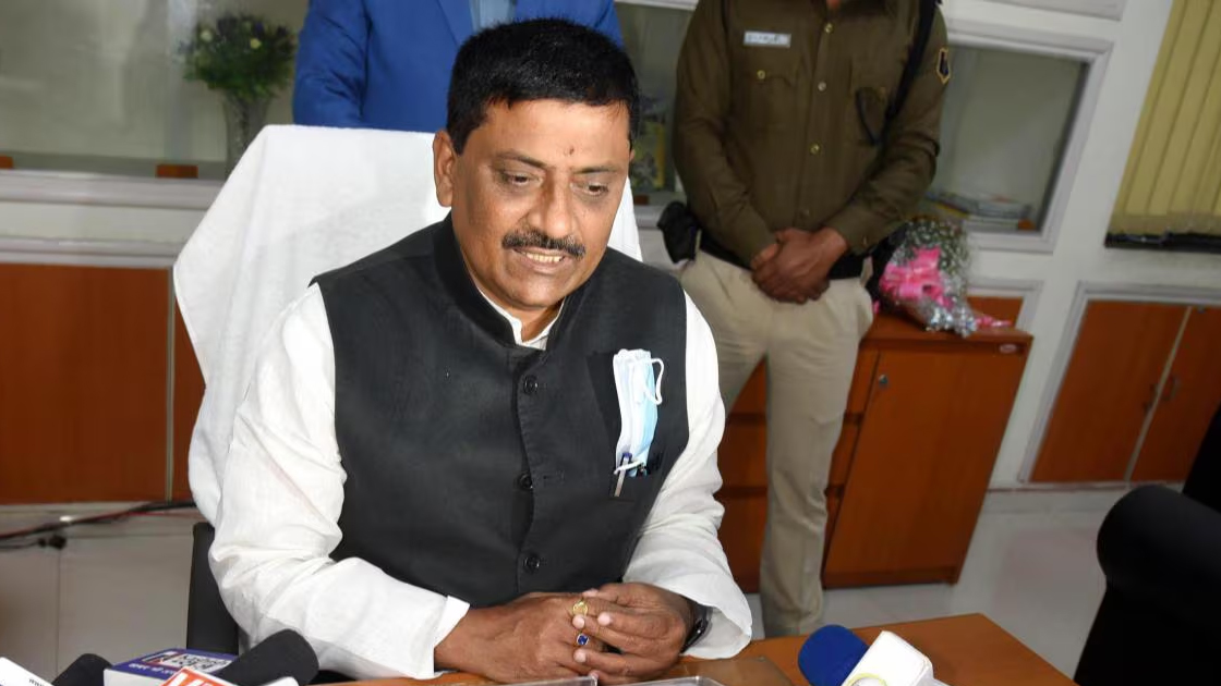 বাংলাদেশের সঙ্গে ফারাক্কা পানি চুক্তি নবায়ন না করার আহ্বান ভারতীয় এমপির