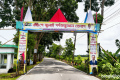 টুঙ্গিপাড়ায় দুপুরে ‘৩৬শে জুলাই’ স্মরণে তোরণ নির্মাণ, রাতে আগুন