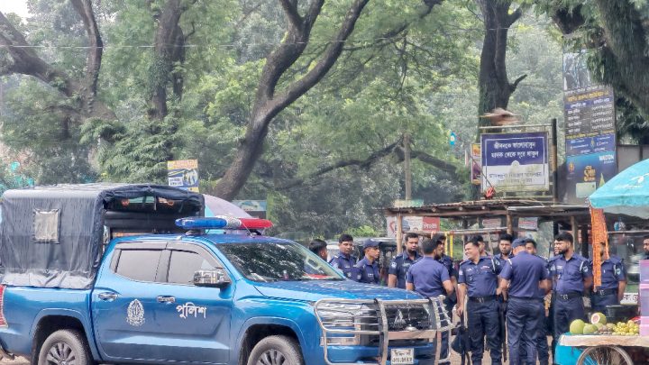 ইবির ফটকে বিএনপি-জামায়াতের সমাবেশ, ১৪৪ ধারা জারির আবেদন