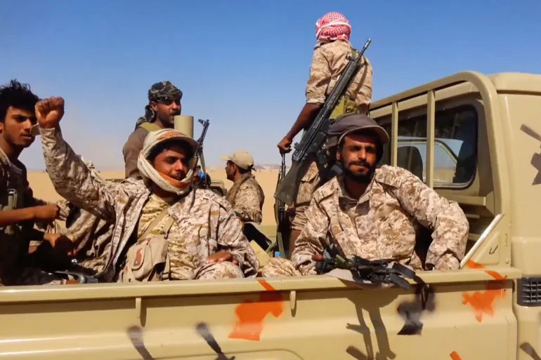 Members-of-Saudi-backed-Yemeni-government-forces